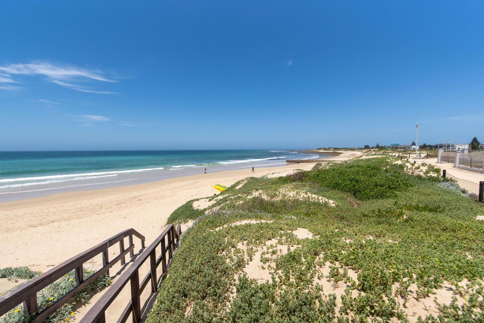 Summerseas Beach Living Port Elizabeth Exterior photo