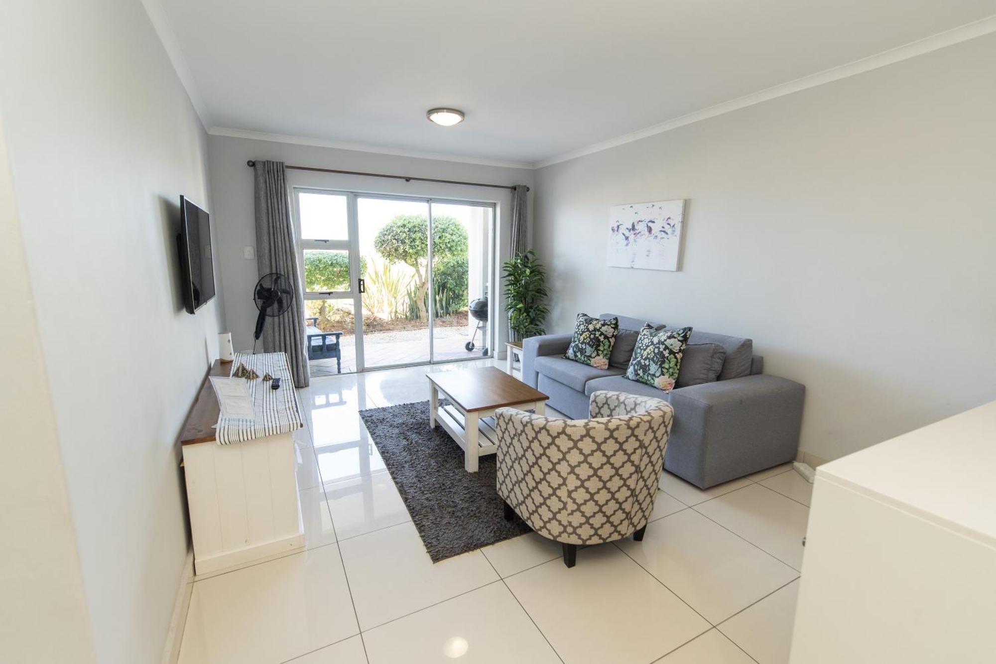 Summerseas Beach Living Port Elizabeth Exterior photo